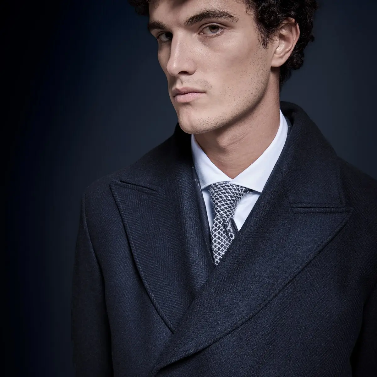 Benvenuto Fall Winter 2025 portrait and tailoring